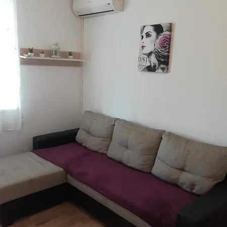 Dama